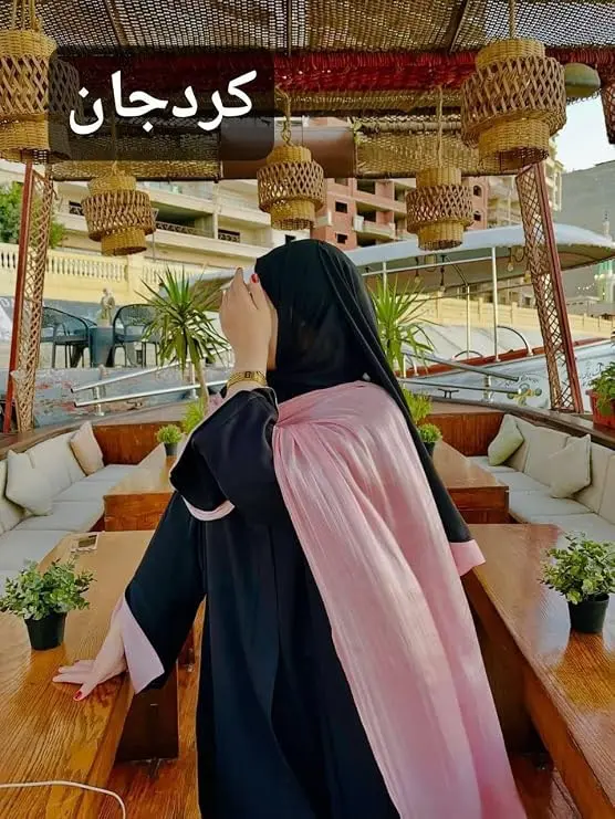 عبايات بشت واسعة للمناسبات بسواد فاحم مع معاينة قبل الاستلام وشحن بمصر